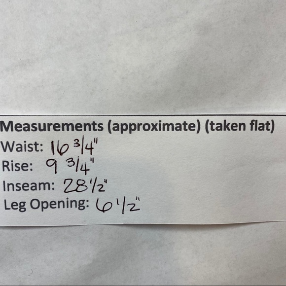 Old Navy Distressed Denim Boyfriend Skinny - Picture 2 of 8